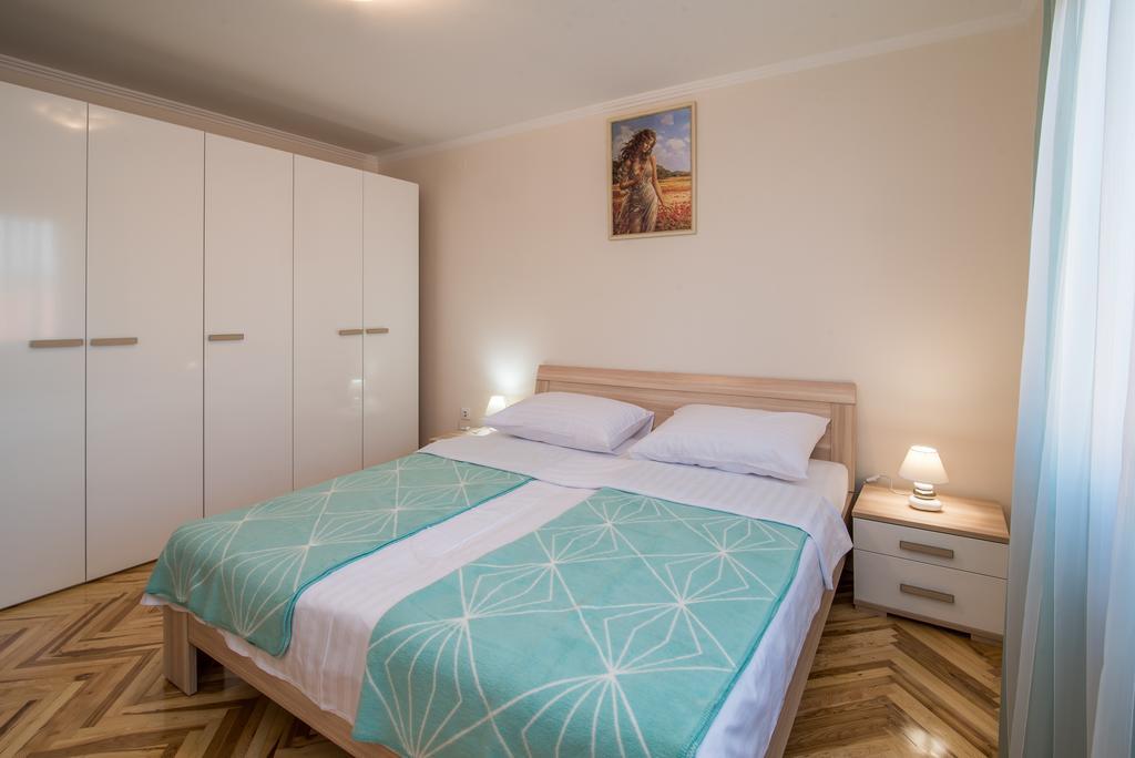 Apartman Slavko Krk Town Exterior photo
